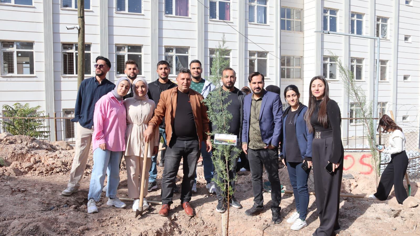 Eruh Meslek Yüksekokulu’nda 11 Kasım Milli Ağaçlandırma Günü Etkinliği Gerçekleştirildi 🌳